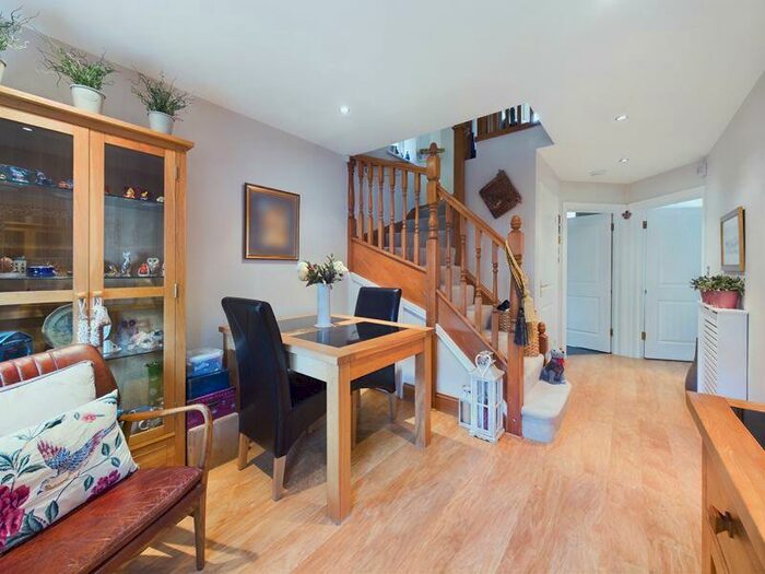4 Bedroom Detached House For Sale In Manor View, Hartshorne, DE11