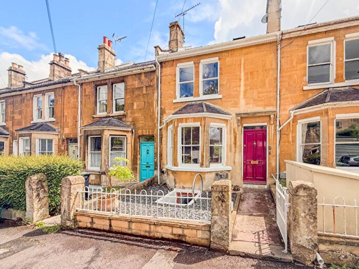 4 Bedroom Terraced House For Sale In Seymour Road, Bath, BA1