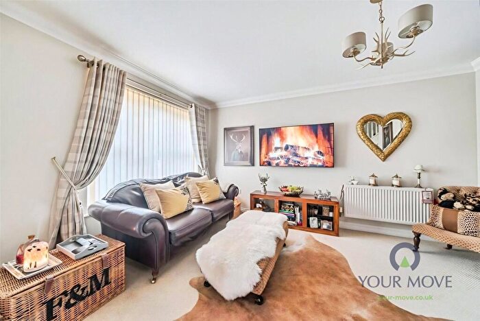 3 Bedroom Terraced House For Sale In All Saints Avenue, Margate, Kent, CT9 - Photo 10