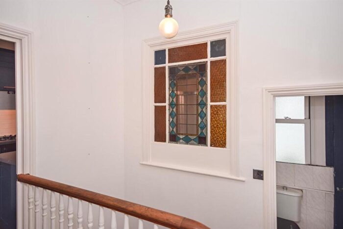 2 Bedroom Apartment For Sale In Stafford Road, Brighton, BN1