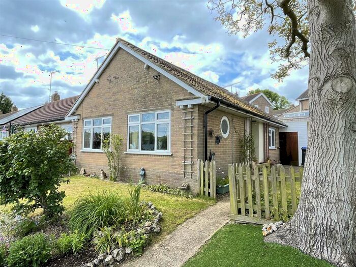 2 Bedroom Semi-Detached Bungalow For Sale In Whitlock Rise, Bishopstone, Salisbury, SP5