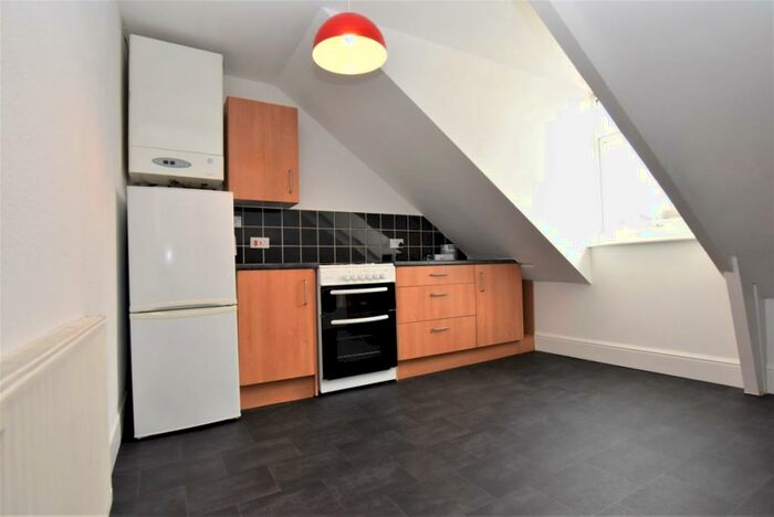 1 Bedroom Flat To Rent In Benbow Street, Stoke, PL2