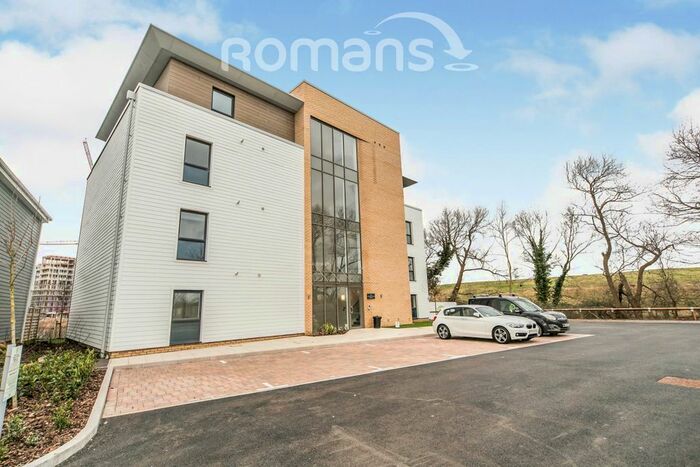 2 Bedroom Flat To Rent In Champlain Street, Reading, RG2