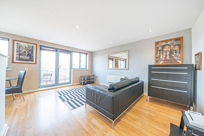 1 Bedroom Flat To Rent In Agate Close, London, NW10