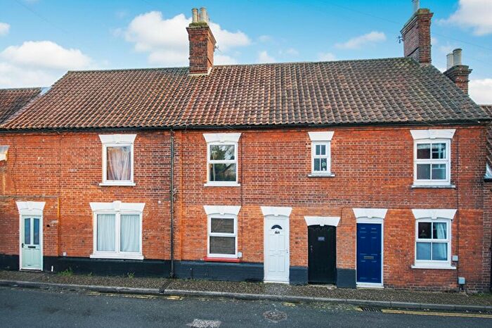 2 Bedroom Terraced House For Sale In Pople Street, Wymondham, Norwich, NR18