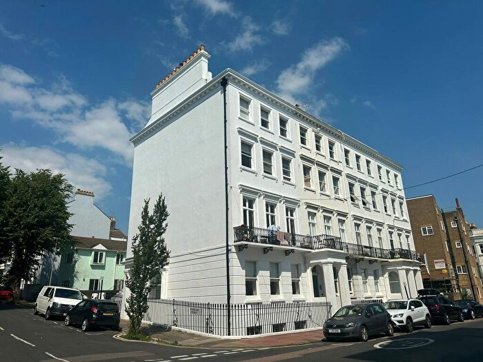 3 Bedroom Maisonette To Rent In Chesham Road, Brighton, BN2