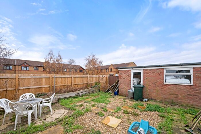 2 Bedroom Detached Bungalow For Sale In Dutton Avenue, Skegness, PE25