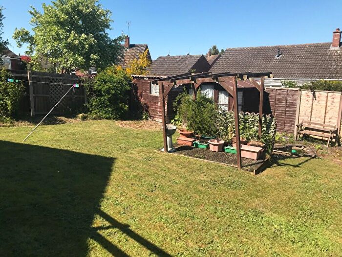 2 Bedroom Detached Bungalow For Sale In Gwyn Crescent, Fakenham, Norfolk, NR21