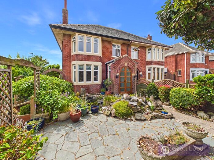3 Bedroom Semi-Detached House For Sale In Abercorn Place, South Shore, FY4