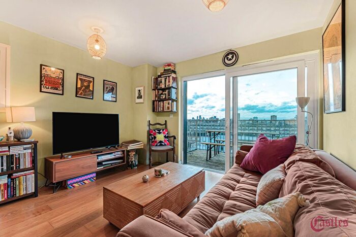 2 Bedroom Property For Sale In Cresset Road, London, E9
