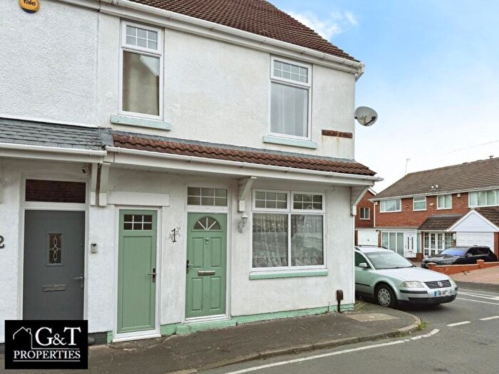 3 Bedroom End Of Terrace House For Sale In Raglan Street, Brierley Hill, DY5