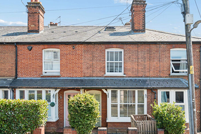 4 Bedroom Terraced House For Sale In Station Road, Marlow, SL7