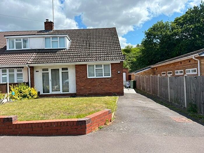 3 Bedroom Property To Rent In Hoo Road, Kidderminster, DY10