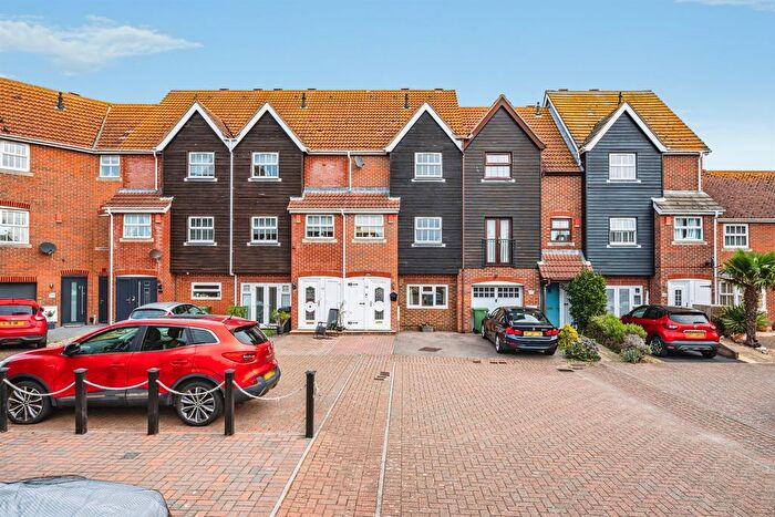 4 Bedroom Property For Sale In Madeira Way, Eastbourne, BN23