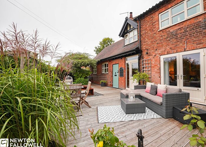 3 Bedroom Semi-Detached House For Sale In Beechwood Cottages, Ranby, DN22