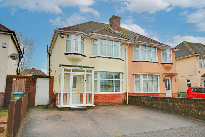 3 Bedroom Semi Detached House For Sale In Guide Price £, - £, ! Sholing! Double Storey Extended! A Must See!, SO19
