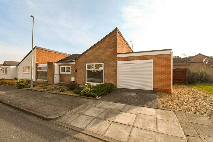 2 Bedroom Bungalow For Sale In Mockbeggar Drive, Wallasey, Wirral, CH45