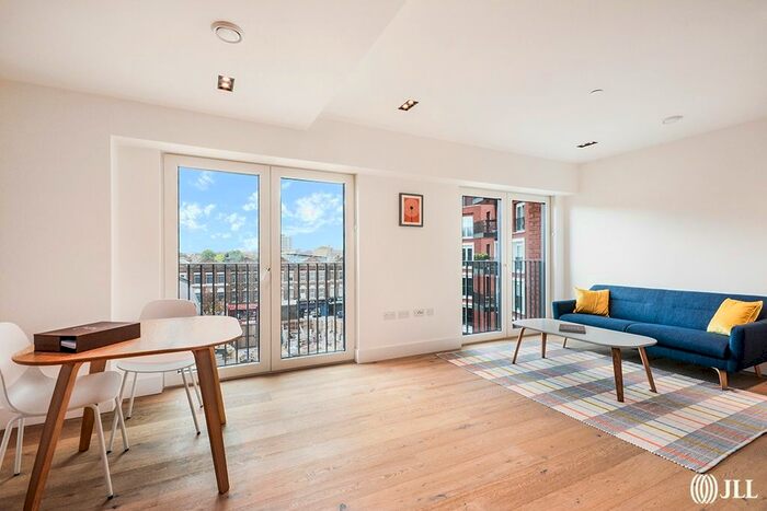 Studio To Rent In Exchange Gardens, London, SW8