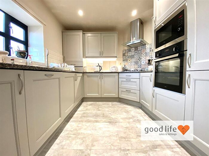 2 Bedroom Flat For Sale In Wheatsheaf Court, Roker, Sunderland, SR6