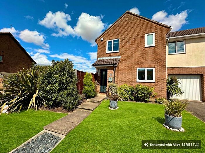 1 Bedroom Semi-Detached House For Sale In Heybridge Drive, Wickford, SS12