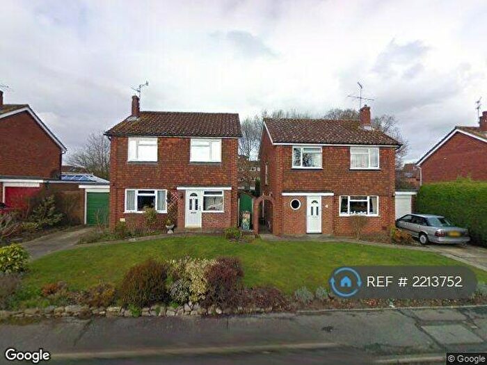 4 Bedroom Detached House To Rent In Summerlands, Cranleigh, GU6