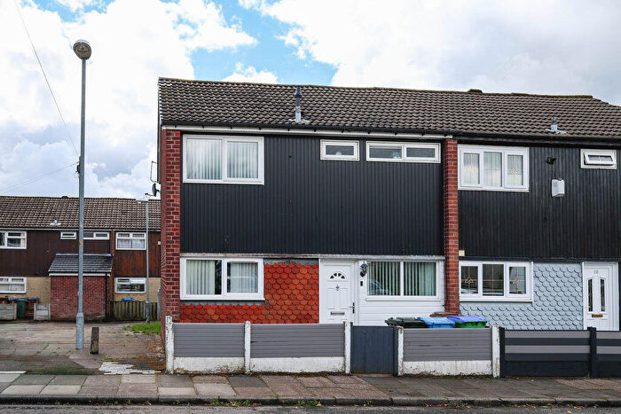 3 Bedroom End Of Terrace House For Sale In Buckley View, Rochdale, OL12