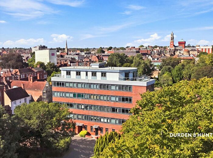 3 Bedroom Flat For Sale In Castle Road, Colchester, CO1