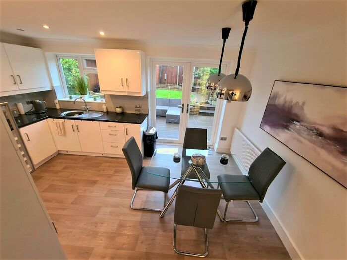 4 Bedroom Detached House To Rent In Timberwood Drive, Leicester, LE6