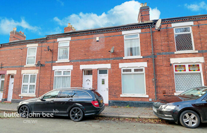 2 Bedroom Terraced House For Sale In Saunders Street, Crewe, CW1