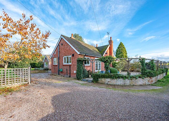 3 Bedroom Detached Bungalow For Sale In Cherrydene, Halfpenny Green, Bobbington, DY7