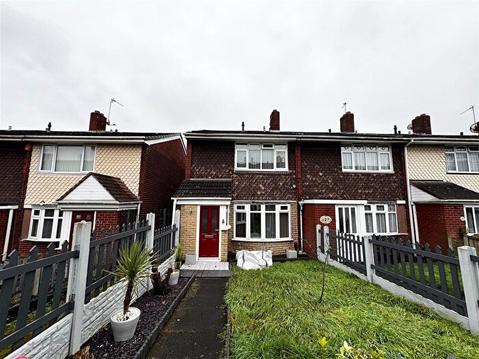 3 Bedroom End Of Terrace House To Rent In Millfield Avenue, Bloxwich, Walsall, WS3