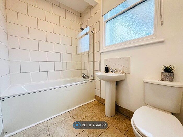 1 Bedroom Flat To Rent In Shaftesbury Road, London, N19