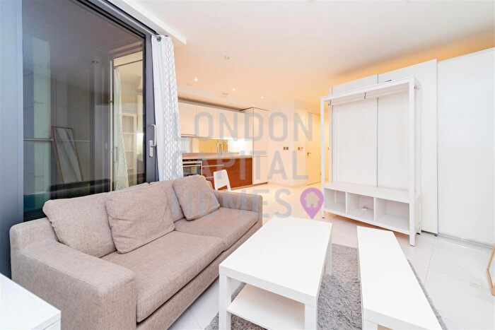 Apartment To Rent In Baltimore Wharf, London, E14