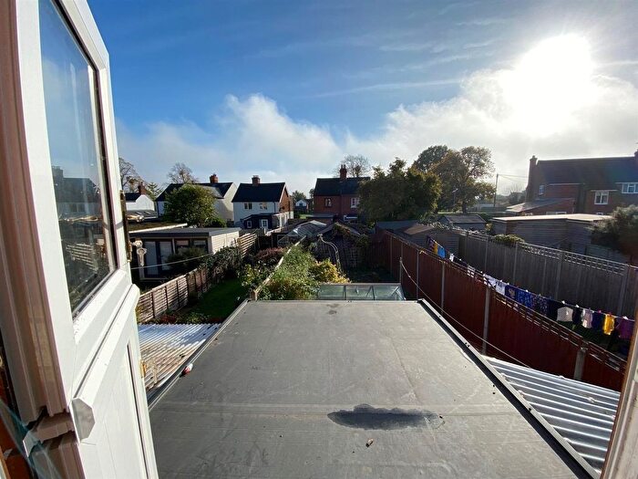 2 Bedroom End Of Terrace House For Sale In Dukes Way, Malvern, WR14