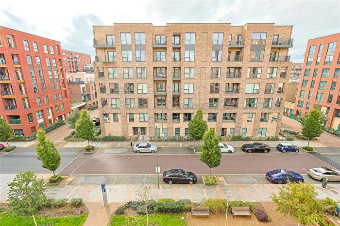 2 Bedroom Apartment To Rent In Lismore Boulevard, London, NW9