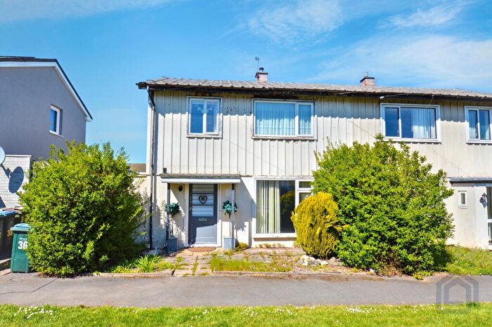 3 Bedroom Semi Detached House For Sale In Dilcock Way Canley, Coventry, CV4