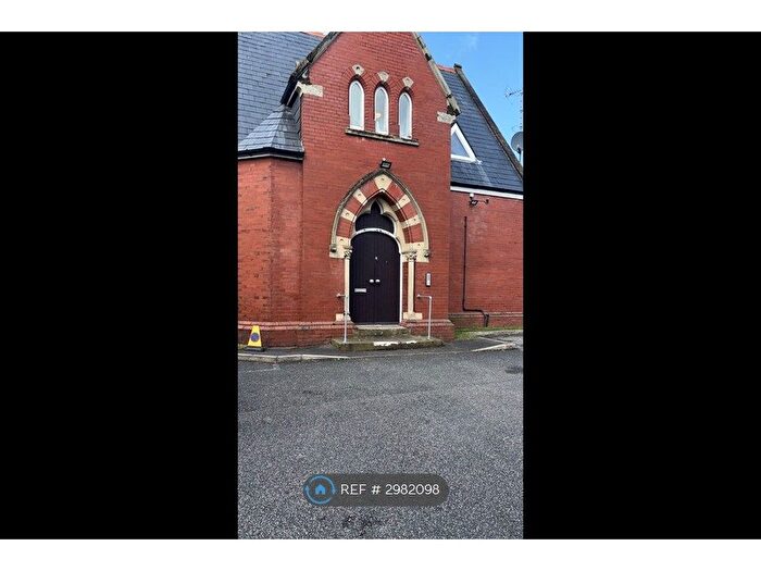 1 Bedroom Flat To Rent In Lynwood Hall, Liverpool, L9