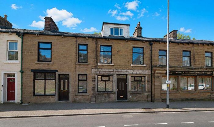 4 Bedroom Terraced House For Sale In Newchurch Road, Bacup, OL13