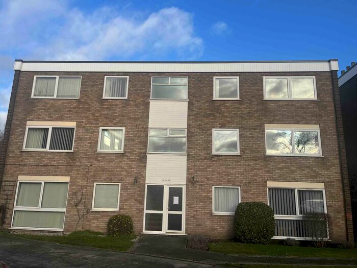 2 Bedroom Flat To Rent In Beaconsfield Court, Leicester Road, CV11