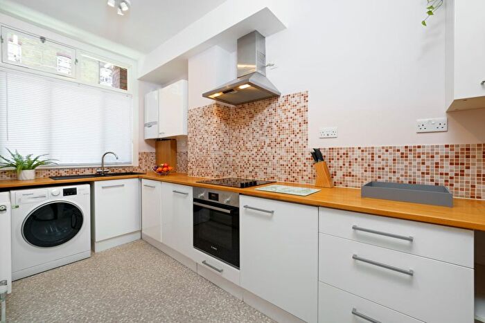 2 Bedroom Flat For Sale In Jessel House, Judd Street, London, WC1H