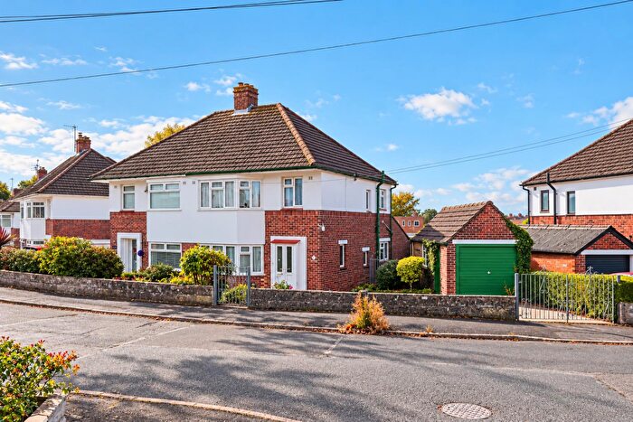 3 Bedroom Semi-Detached House For Sale In Crossfield Road, Barry, CF62