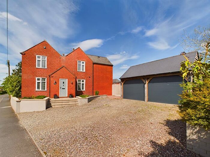 3 Bedroom Detached House For Sale In Park Lane, Shifnal, Shropshire., TF11