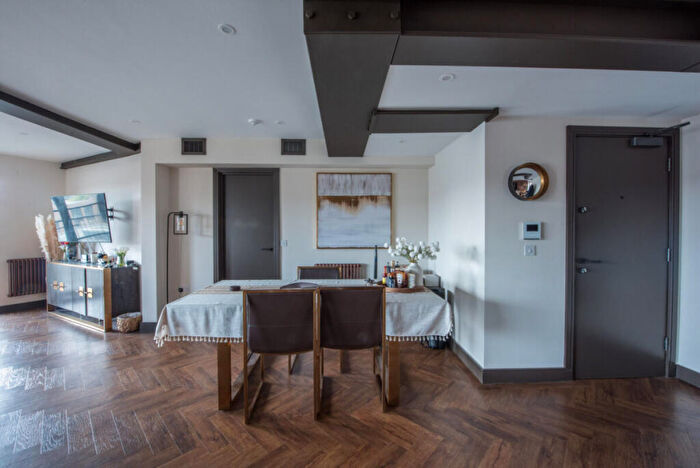 2 Bedroom Apartment To Rent In Clavering Place, Newcastle, NE1
