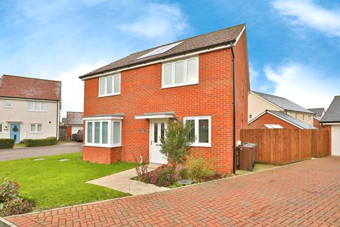 4 Bedroom Detached House For Sale In Goshawk Rise, Wymondham, NR18