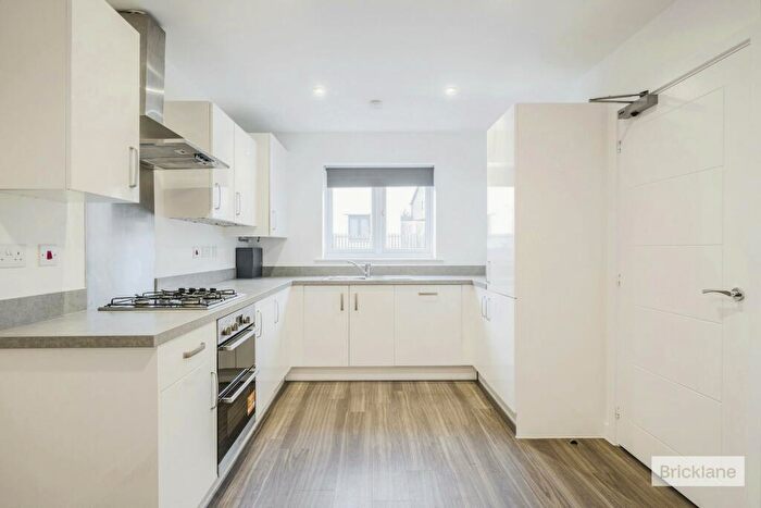 4 Bedroom House To Rent In Kilby Road, Stoke Gifford, Bristol, BS34