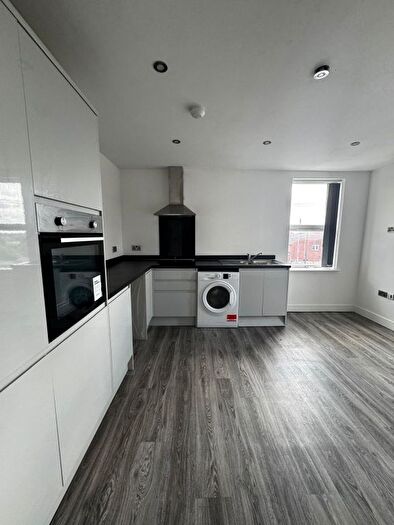 2 Bedroom Flat To Rent In Greenhill Lane, Alfreton, DE55