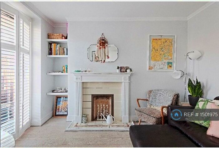 2 Bedroom Flat To Rent In Denton House, London, N1