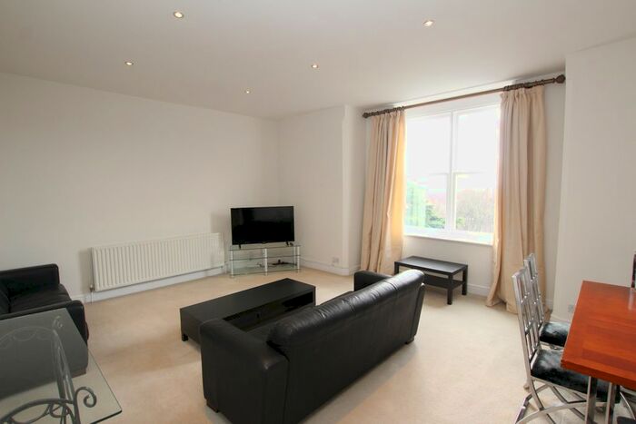 2 Bedroom Flat To Rent In Newcastle Drive, Nottingham, NG7