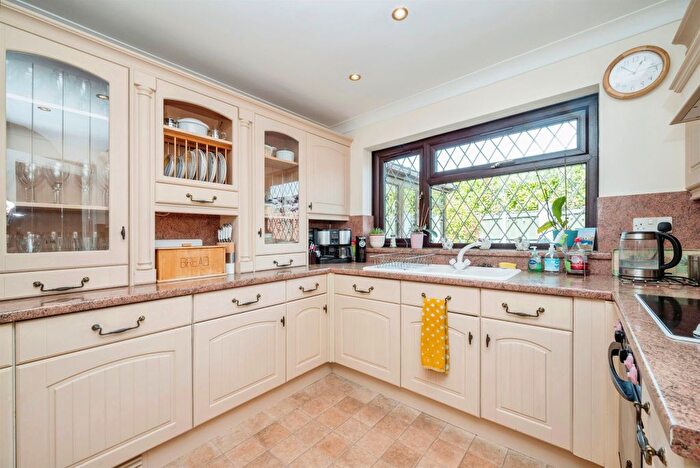4 Bedroom Detached House For Sale In Hall Road, Hopton, Great Yarmouth, NR31