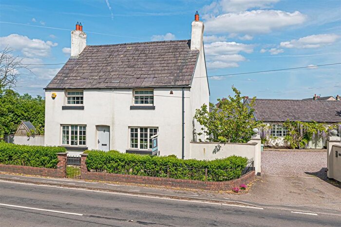 4 Bedroom Cottage For Sale In Northwich Road, Higher Whitley, Warrington, WA4